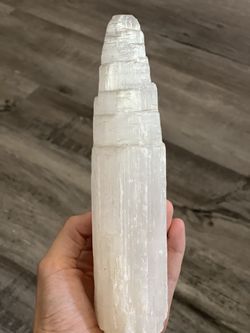 Selenite Tower