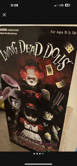 Living Dead Dolls In Wonderland