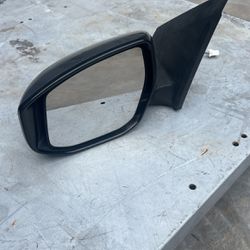 2017 Nissan Sentra Driver Side Rearview Mirror