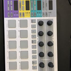 Arturia BeatStep Pro Controller & Sequencer (Excellent Condition)
