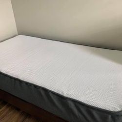Casper Twin Xl Original Memory Foam Mattress Bed - Like New 