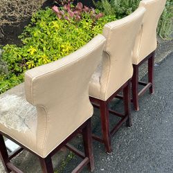 Free Chairs
