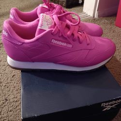 Women Are Girls Reebok 