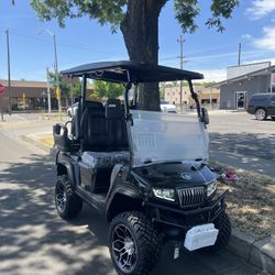Evolution D5 Maverick 2+2 Golf Cart