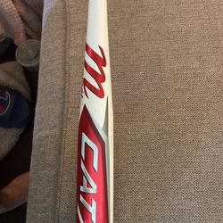 Marucci, CATx, -3, Red And White Bat. 31inch Is BBCOR .50. 