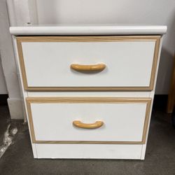 End table - white 2 drawers 