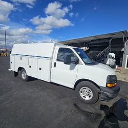 March truck deals are here! 🚚💰

2025 ISUZU FTR FLATBED 16FT 26K MILES. HURRY, CALL FRANKIE BEFORE IT'S GONE! 📞💨

Call or text Frankie at 954-347-6