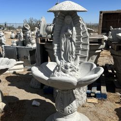 New Fountain Made Out Of Cement Perfect Gift 