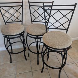 Set of 3 Metal Bar/Counter Stools