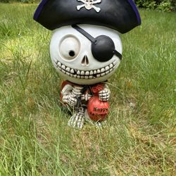 Skeleton Pirate Halloween Decoration 