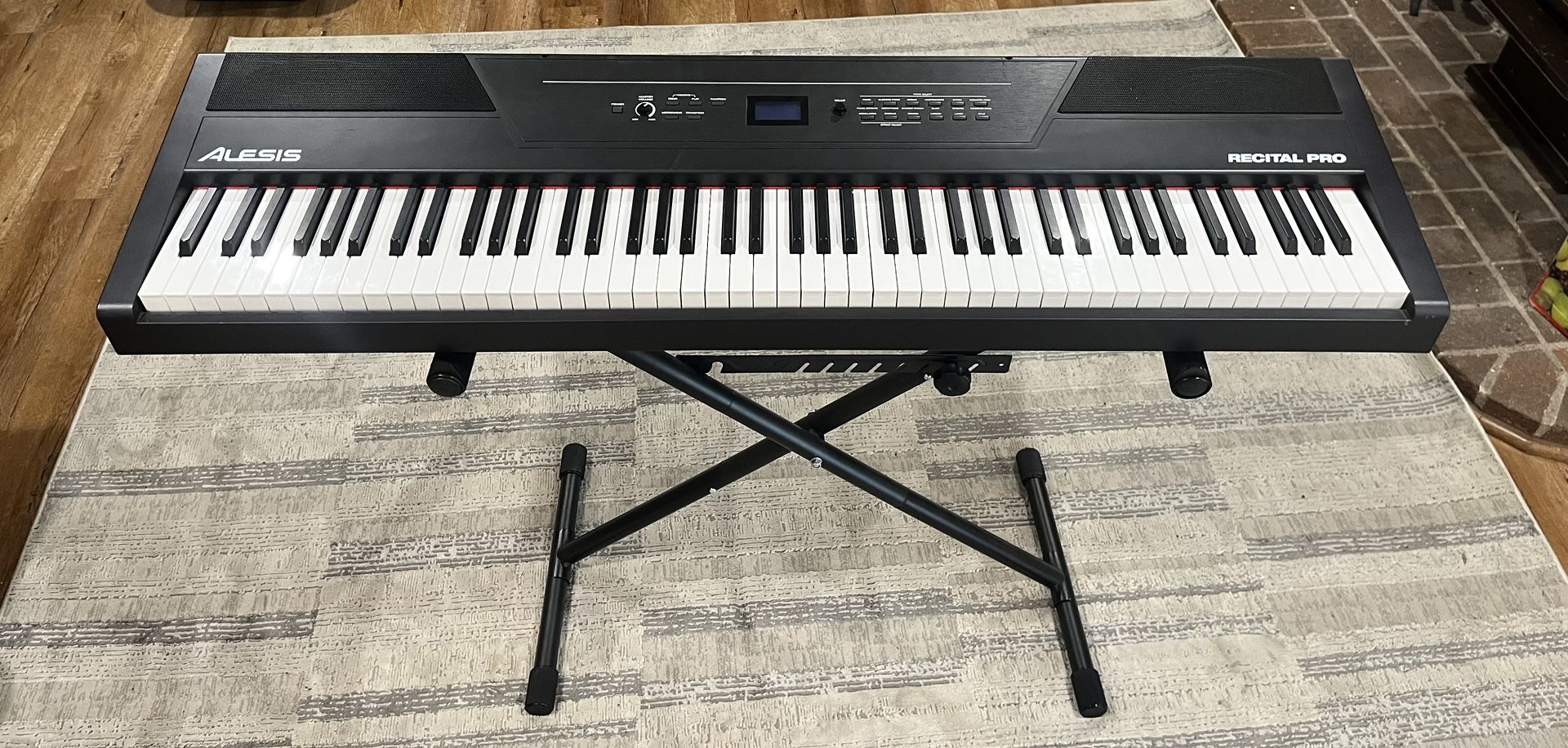 Alesis Recital PRO Keyboard