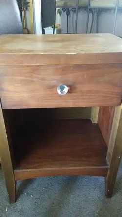 Nite stand/recliner stand/couch stand