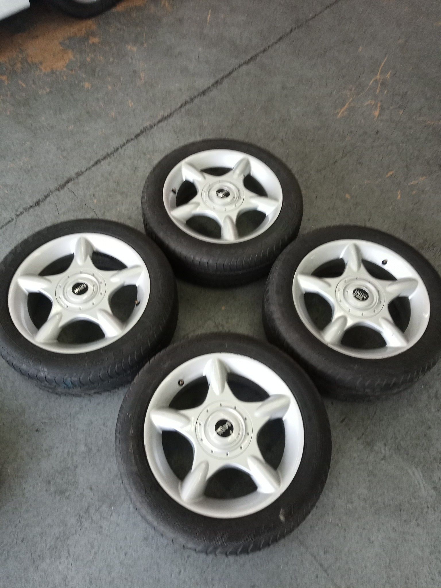 Mini Cooper wheels and tires 16 inch
