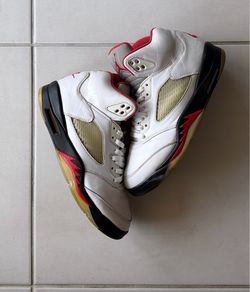 Jordan 5 fire red size 9.5