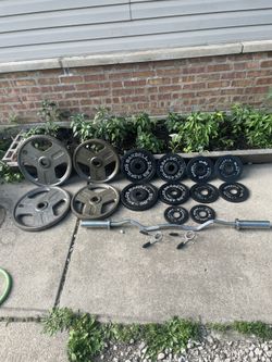 300lbs weights + 2 barbells + squat rack