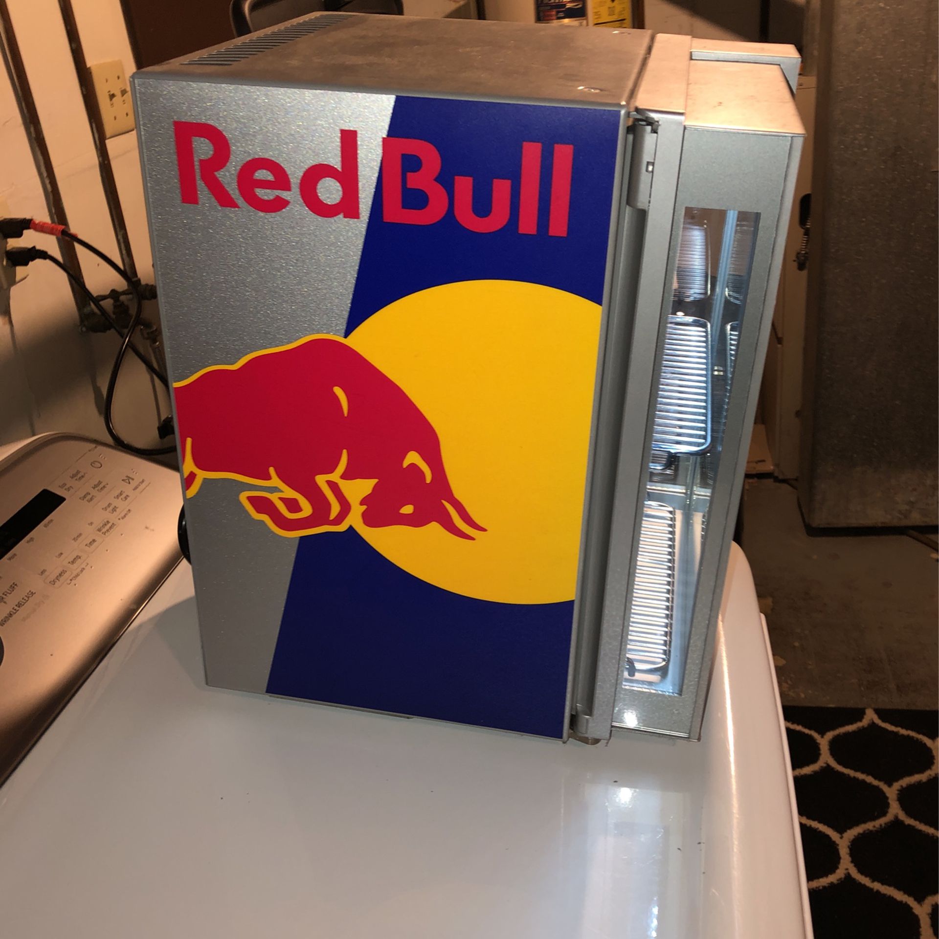 VERY Rare Red Bull Mini Fridge for Sale in Florissant, MO - OfferUp