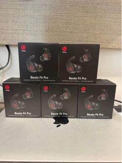 🔥 BRAND NEW SEALED Beats Fit Pro 🔥