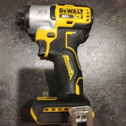 NEW DEWALT 20V MAX XR Impact Driver 1/4" 3-Speed DCF845B tool only