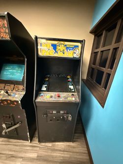 Pac-Man  Arcade machine