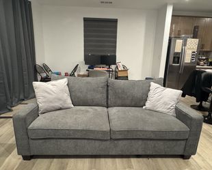 New Living Spaces Sofa Set