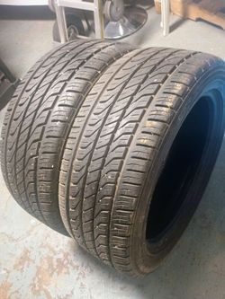 Pair of Toyo Extensa A/S Tires – P215/50R17 90T