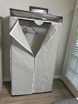 Portable Wardrobe