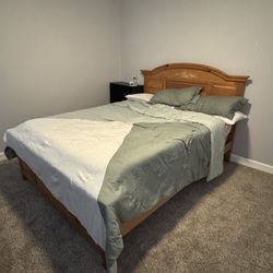 Queen Bed Frame And Mattress 