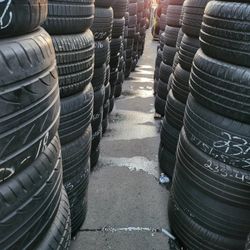 245/45/19, 255/40/21, 285/40/23, 235/65/16, 275/40/22, 275/45/21, 275/50/20, 265/60/18, 245/70/17, 195/75/16, 285/40/22, 225/75/15, 295/35/21, 225/60/