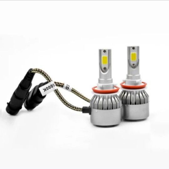Clear White Bright LED Bulbs For all types of vehicles. Focos con Luz Blanca brillante LED.