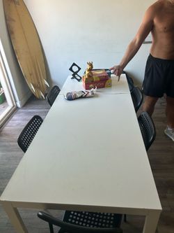 Table & chairs