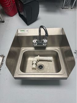 Handwashing sink