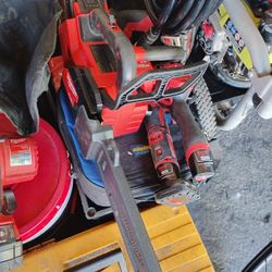 Milwaukee Chainsaw Cordless Battery Operated 