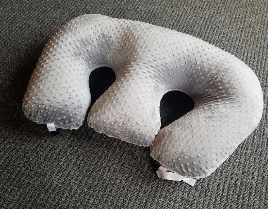 Twin Z Pillow