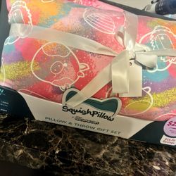 Squish Pillow & Throw Blanket Gift set