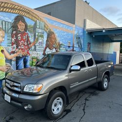 2006 Toyota Tundra v8 