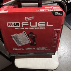 BRANDNEW HAMMER DRILL KIT