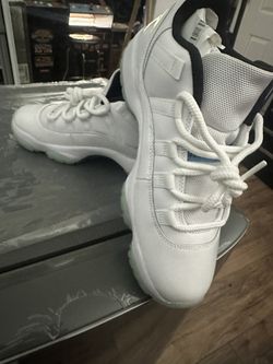 Jordan 11 Retro Low Legend Blue