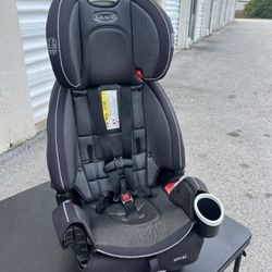 Graco 4Ever DLX Adjustable Kid’s Car Seat! For 5-100lbs! Has rear facing option 