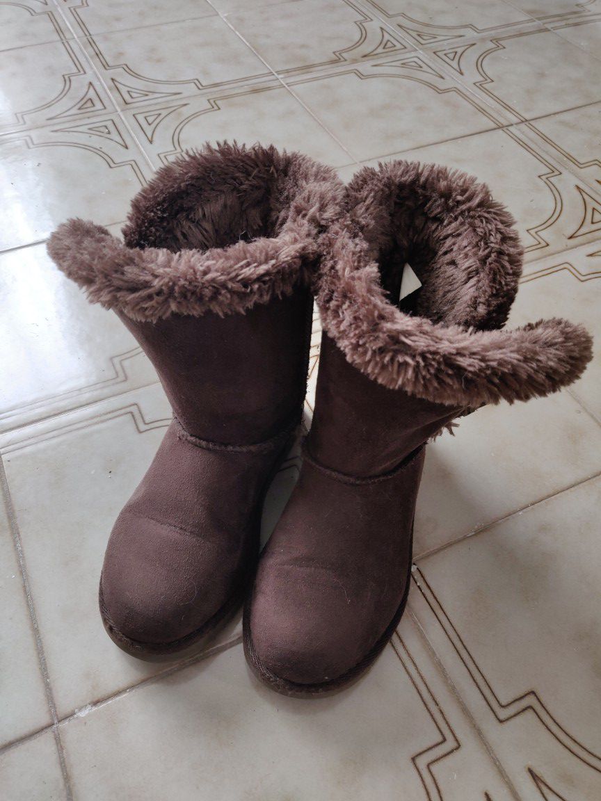 Fur winter boots for kids size 13