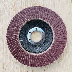 4-1/2” X 80-Grit Flap Discs ($3 each / $3 cada uno)