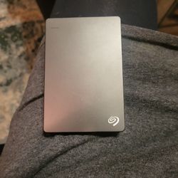 Seagate  Backup Plus Portable DRIVE 1TB
