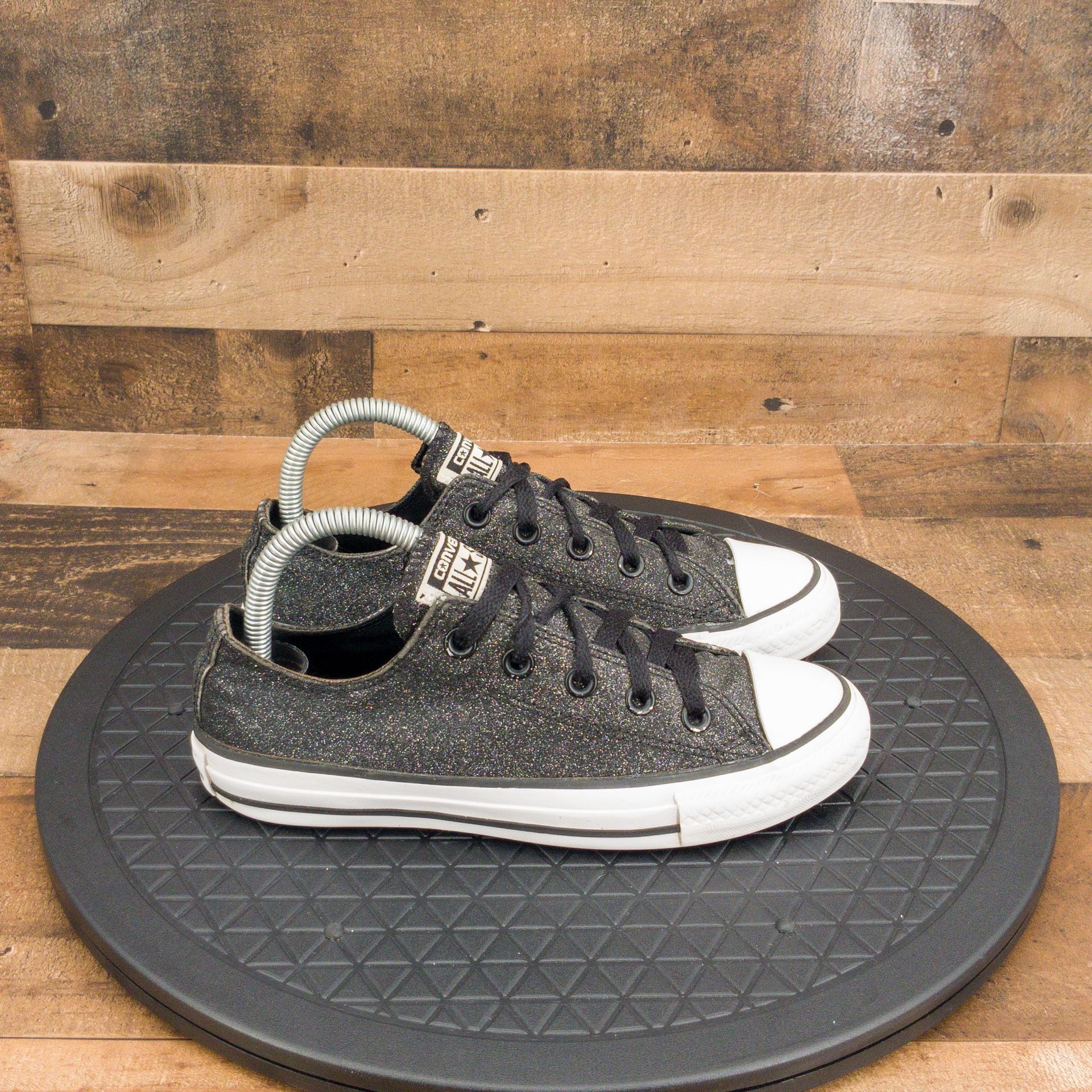 Converse All Star Chucks Womens Size 6