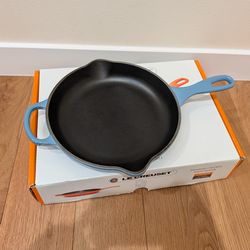 Le Creuset Skillet, 9 in