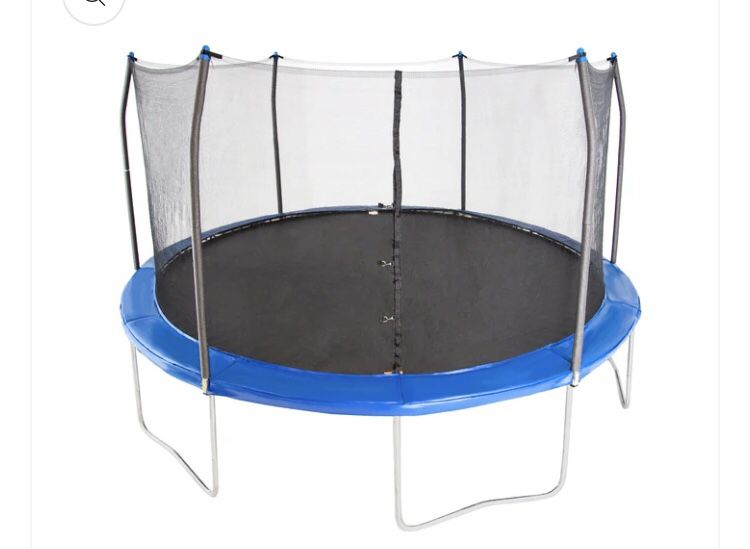 15’ Trampoline