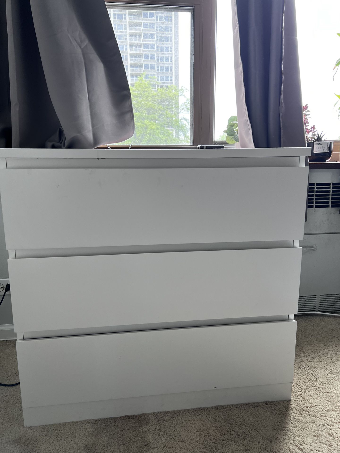 Ikea - MALM 3-drawer chest, white