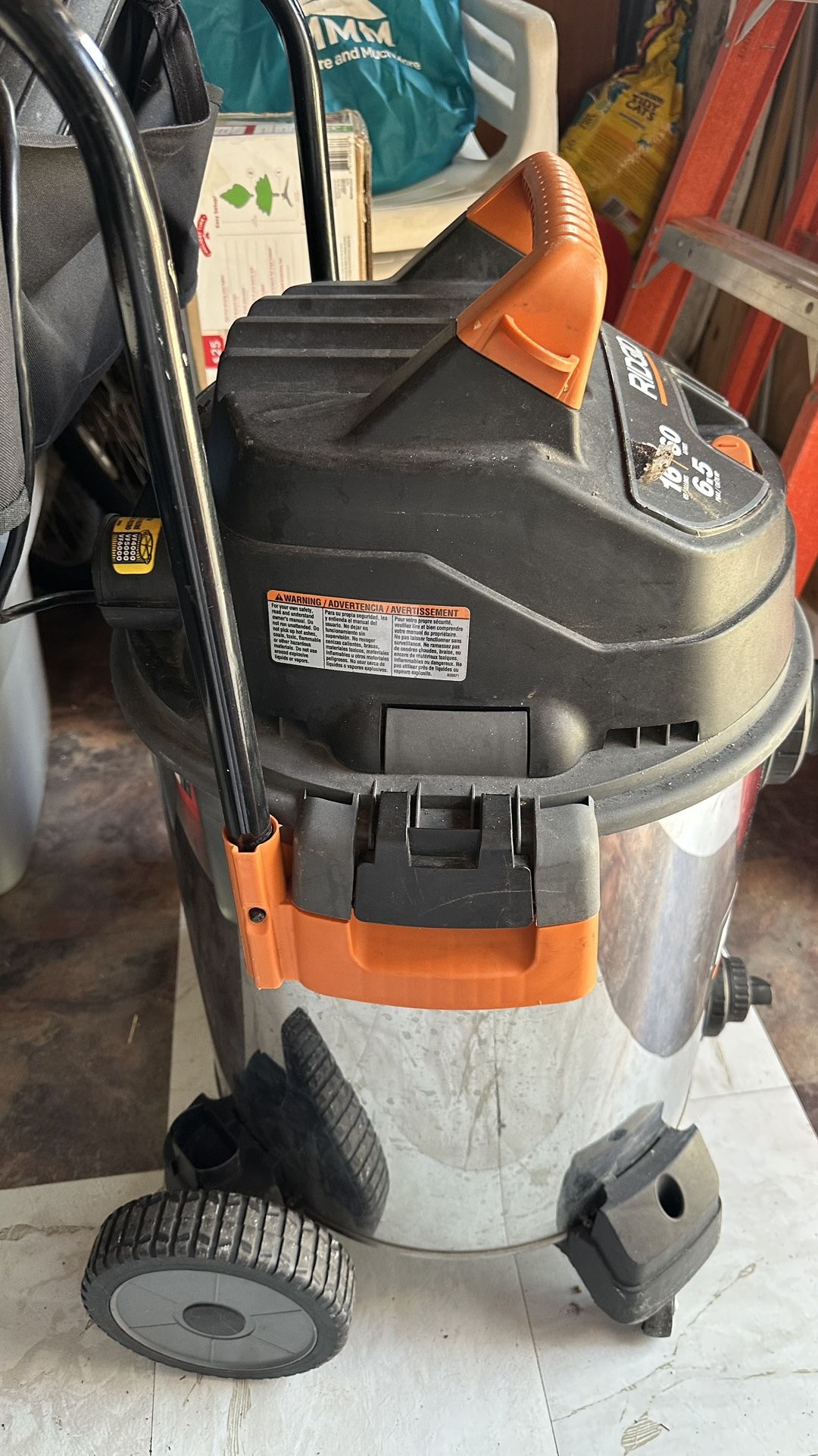 RIDGID Vacuum