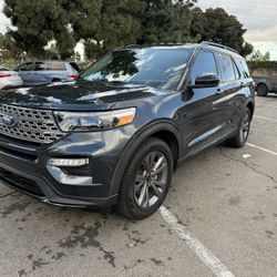 2022 Ford Explorer