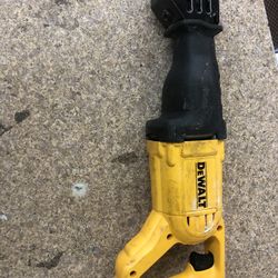 Reciprocating Saw Dewalt Dwe304
