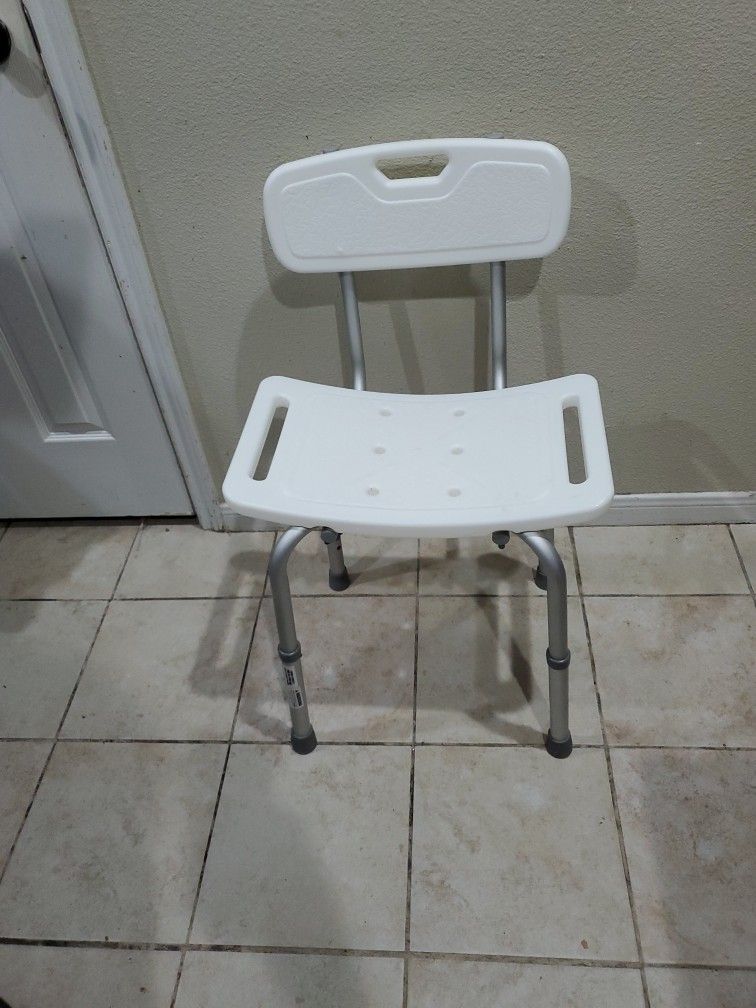 Armstrong Medical Supply Deluxe Aluminum Shower Chair With Removable Back
