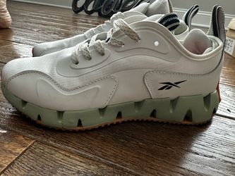 Reebok Zig Dynamica Low-Top Sneakers